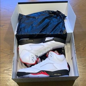 Jordan 5 Retro Fire Red - New with tags and box